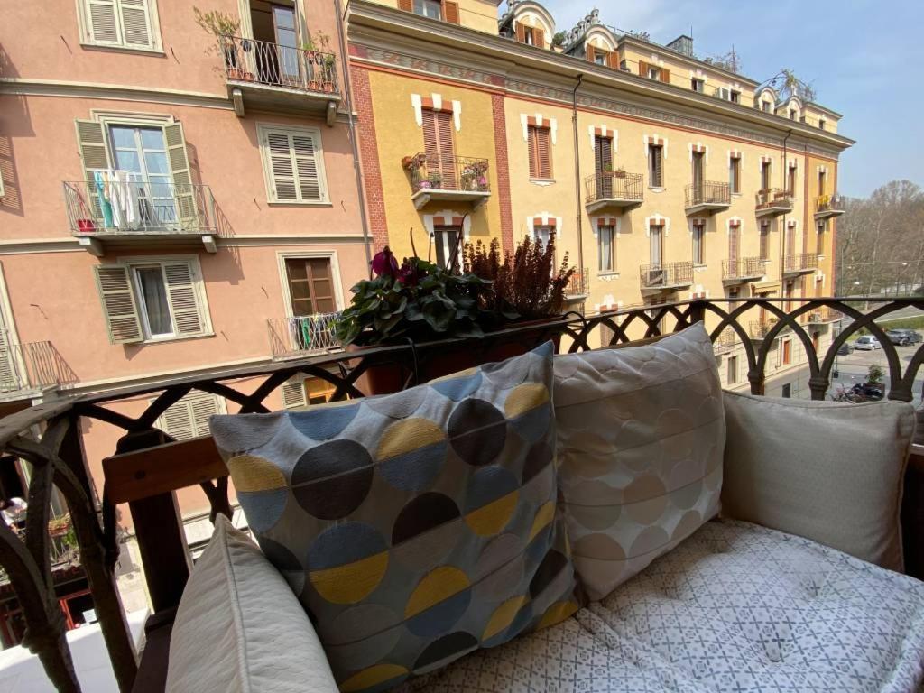 Da Amelie - Casa Ludovica Nel Cuore Della Gran Madre A Torino Esterno foto